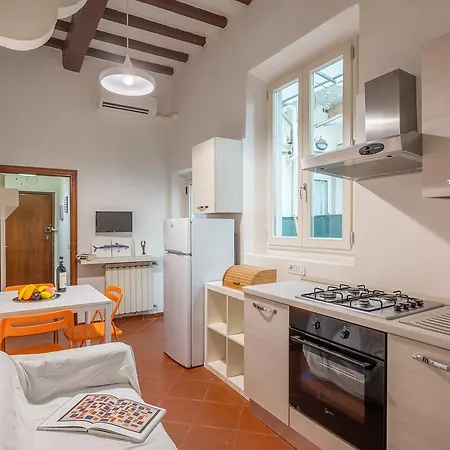 Ghibellina Apartment Florence